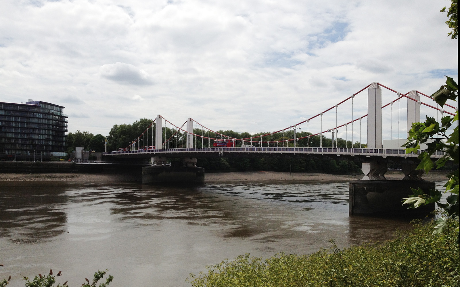 Chelsea Bridge, 25 May 2015