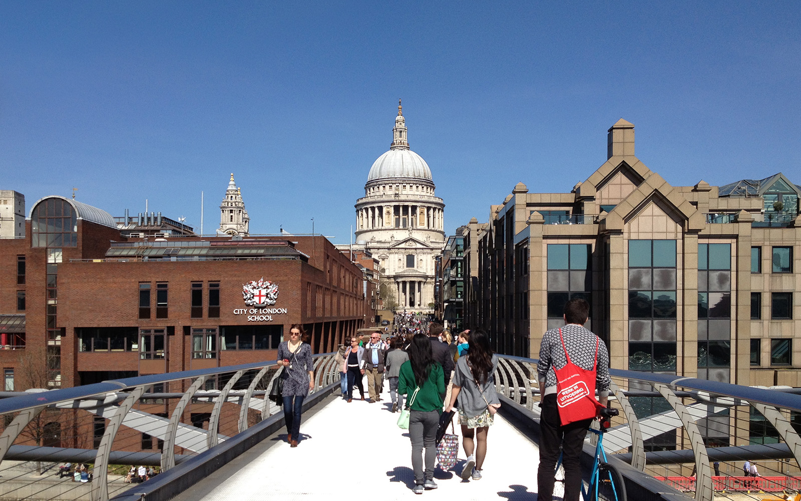 Millennium Bridge photo
