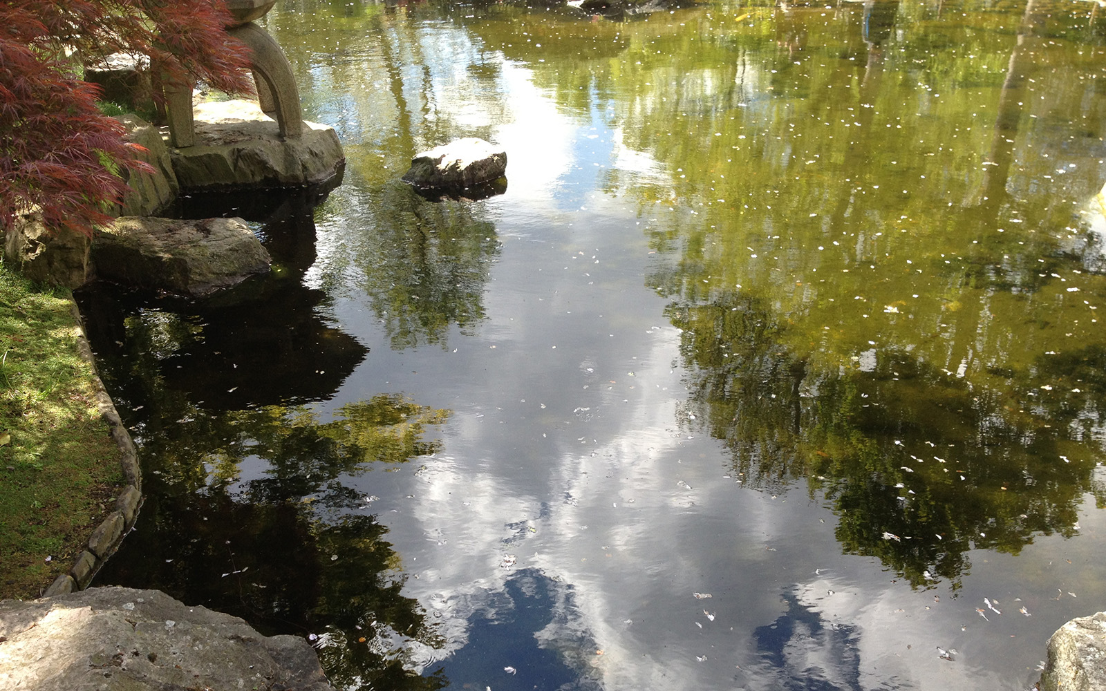 Holland Park. The Kyoto Gardens, April 2015